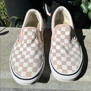 Women’s Vans Pink and Beige Checkered Slip-on size 7